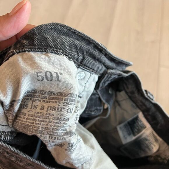 Levi’s 501 women demin shorts size 26 - Picture 7 of 8